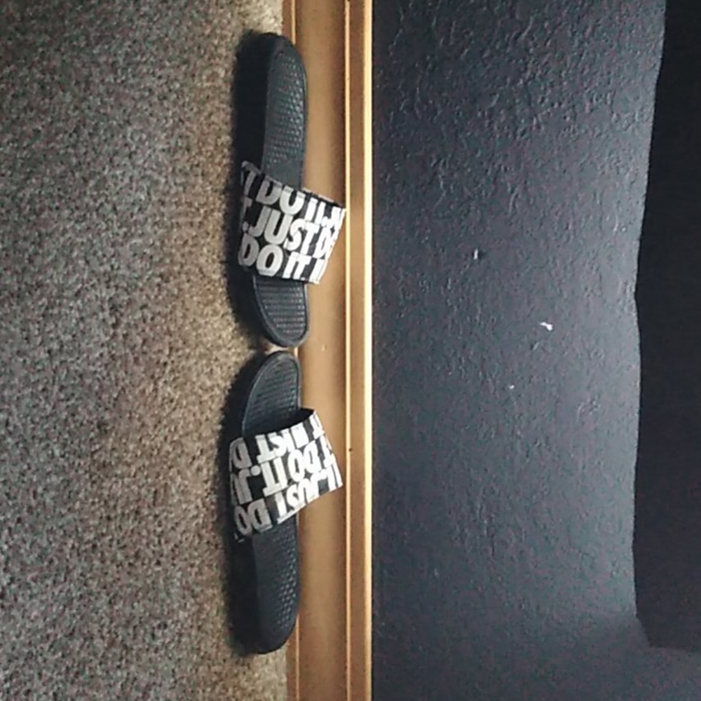 Nike slides